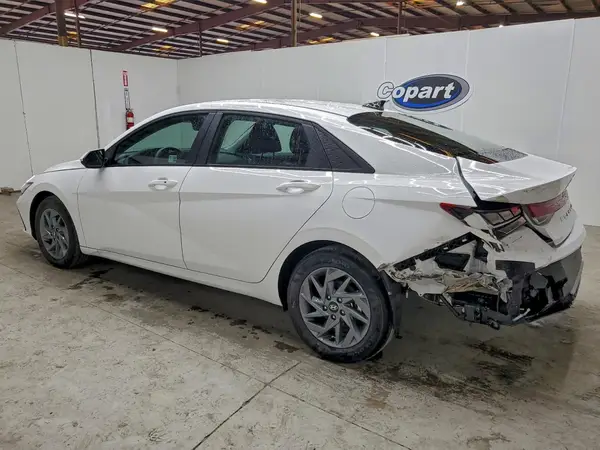 KMHLM4DJ7TU184177 2026 HYUNDAI ELANTRA - Image 2