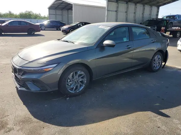 KMHLM4DJ7TU189279 2026 HYUNDAI ELANTRA - Image 1