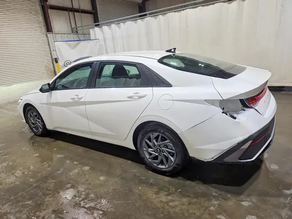 KMHLM4DJ7TU204170 2026 HYUNDAI ELANTRA - Image 2