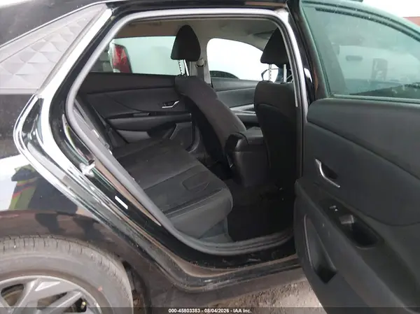 KMHLM4DJ8RU096179 2024 HYUNDAI ELANTRA - Image 8
