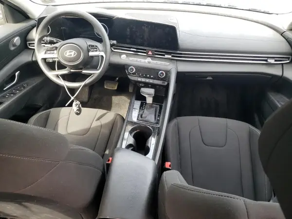 KMHLM4DJ8RU101039 2024 HYUNDAI ELANTRA - Image 8