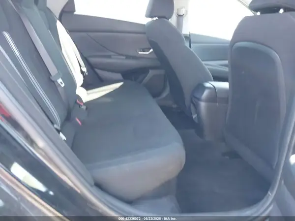 KMHLM4DJ8RU107889 2024 HYUNDAI ELANTRA - Image 8