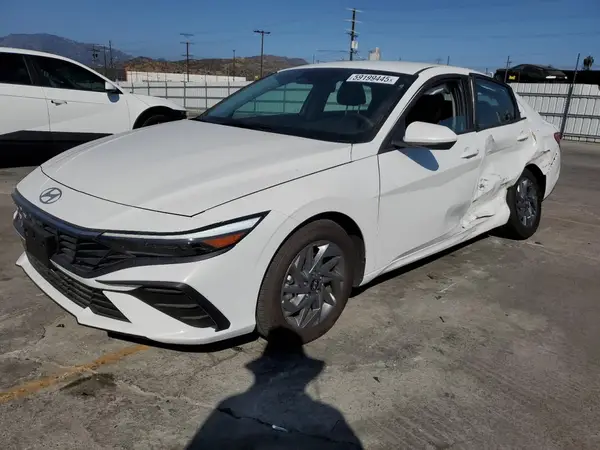 KMHLM4DJ8RU119329 2024 HYUNDAI ELANTRA - Image 1