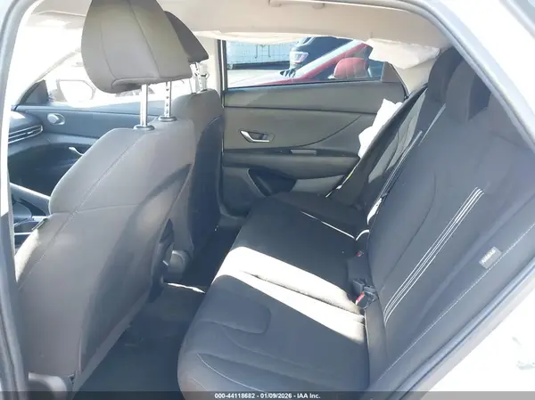 KMHLM4DJ8SU123435 2025 HYUNDAI ELANTRA - Image 8