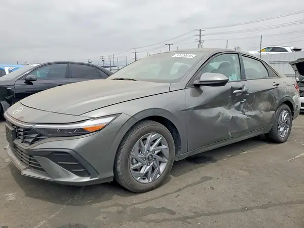 KMHLM4DJ8SU129865 2025 HYUNDAI ELANTRA - Image 1