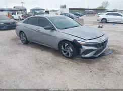 KMHLM4DJ8SU131373 2025 HYUNDAI ELANTRA