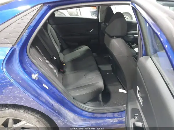 KMHLM4DJ8SU136265 2025 HYUNDAI ELANTRA - Image 8