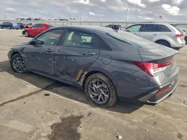 KMHLM4DJ8SU157780 2025 HYUNDAI ELANTRA - Image 2