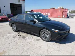 KMHLM4DJ8SU177608 2025 HYUNDAI ELANTRA