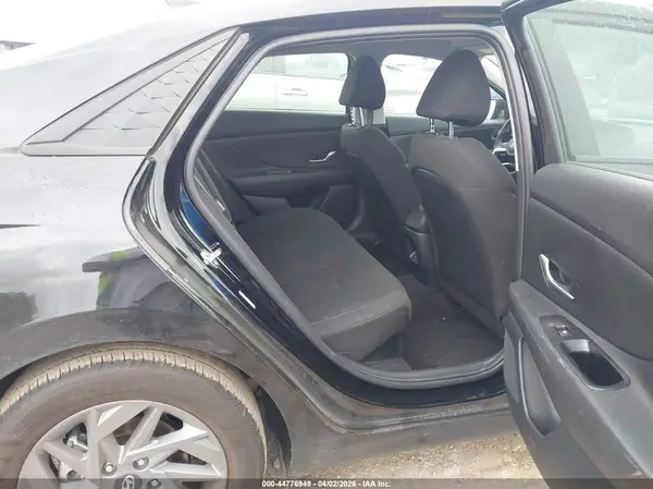 KMHLM4DJ8TU184365 2026 HYUNDAI ELANTRA - Image 8