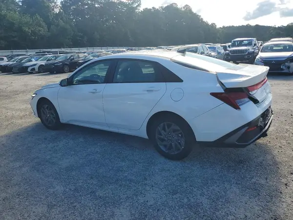 KMHLM4DJ8TU195026 2026 HYUNDAI ELANTRA - Image 2
