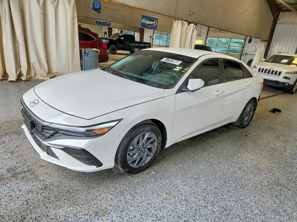KMHLM4DJ8TU201150 2026 HYUNDAI ELANTRA - Image 1