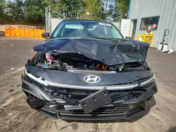 2026 HYUNDAI ELANTRA COPART lot 68674146 auction photo 5