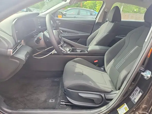 2026 HYUNDAI ELANTRA COPART lot 68674146 auction photo 7