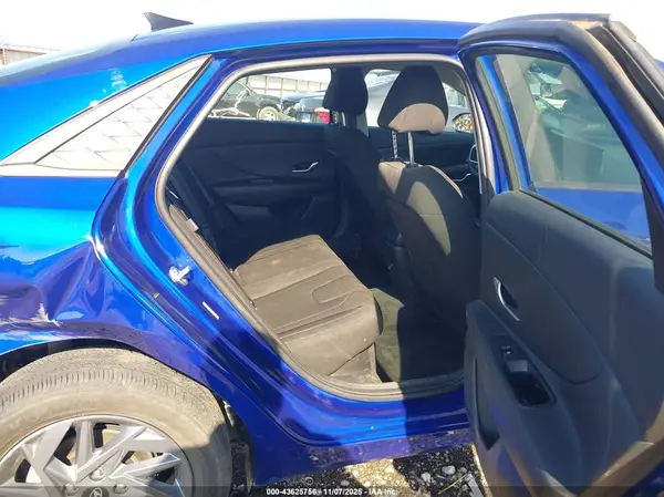 KMHLM4DJ9RU096448 2024 HYUNDAI ELANTRA - Image 8