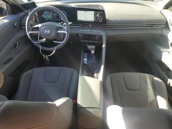 KMHLM4DJ9RU096532 2024 HYUNDAI ELANTRA - Image 8