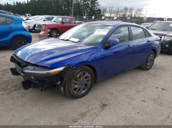 KMHLM4DJ9RU097678 2024 HYUNDAI ELANTRA - Image 2