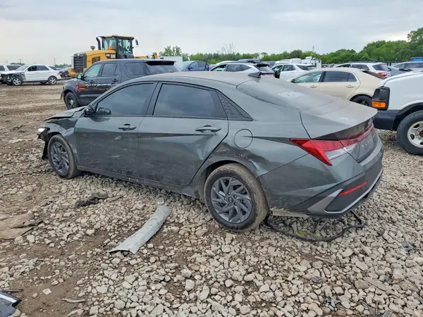 KMHLM4DJ9RU101163 2024 HYUNDAI ELANTRA - Image 2