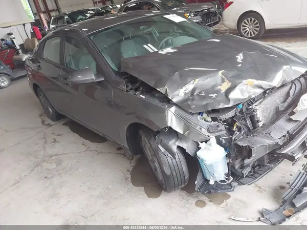 KMHLM4DJ9RU106461 2024 HYUNDAI ELANTRA - Image 1