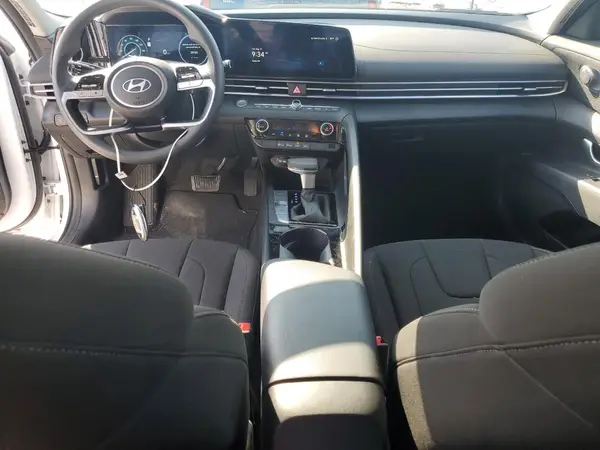KMHLM4DJ9RU120618 2024 HYUNDAI ELANTRA - Image 8