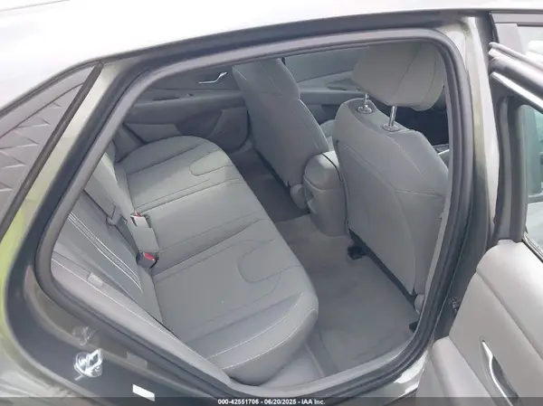 KMHLM4DJ9RU120988 2024 HYUNDAI ELANTRA - Image 8