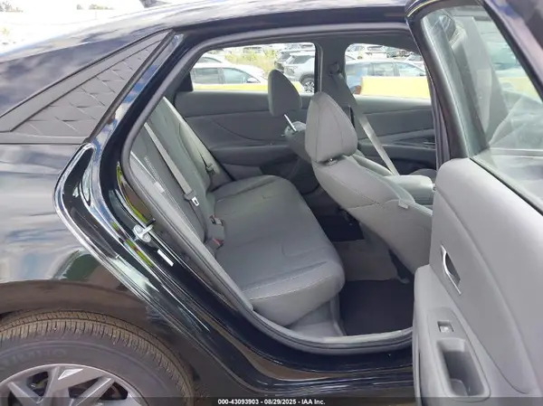 KMHLM4DJ9SU123170 2025 HYUNDAI ELANTRA - Image 8