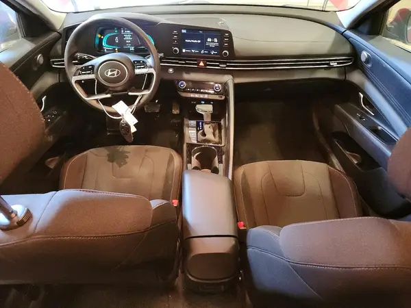 KMHLM4DJ9SU126604 2025 HYUNDAI ELANTRA - Image 8