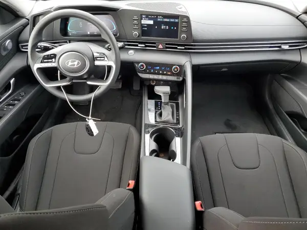 KMHLM4DJ9SU153706 2025 HYUNDAI ELANTRA - Image 8