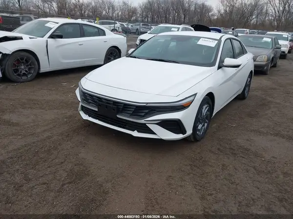 KMHLM4DJ9SU169954 2025 HYUNDAI ELANTRA - Image 2