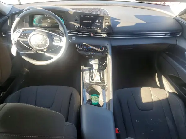KMHLM4DJ9SU179030 2025 HYUNDAI ELANTRA - Image 8