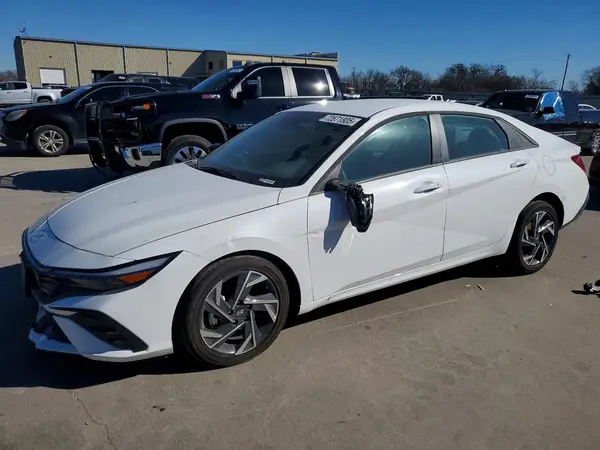 KMHLM4DJ9SU180193 2025 HYUNDAI ELANTRA - Image 1