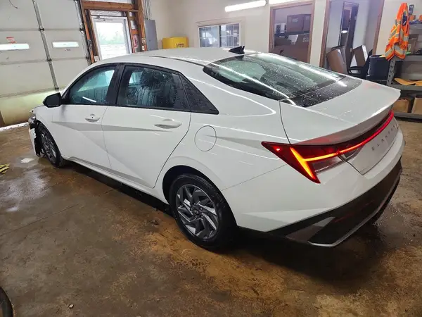 KMHLM4DJ9TU184875 2026 HYUNDAI ELANTRA - Image 2