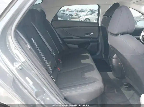 KMHLM4DJXRU093428 2024 HYUNDAI ELANTRA - Image 8