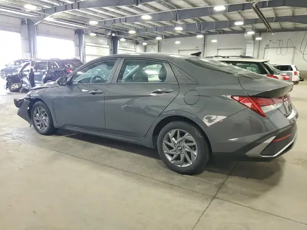 KMHLM4DJXRU098290 2024 HYUNDAI ELANTRA - Image 2