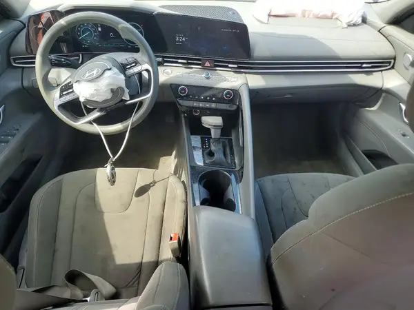 KMHLM4DJXRU100961 2024 HYUNDAI ELANTRA - Image 8