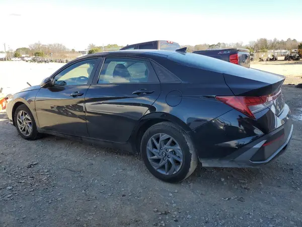 KMHLM4DJXRU102600 2024 HYUNDAI ELANTRA - Image 2