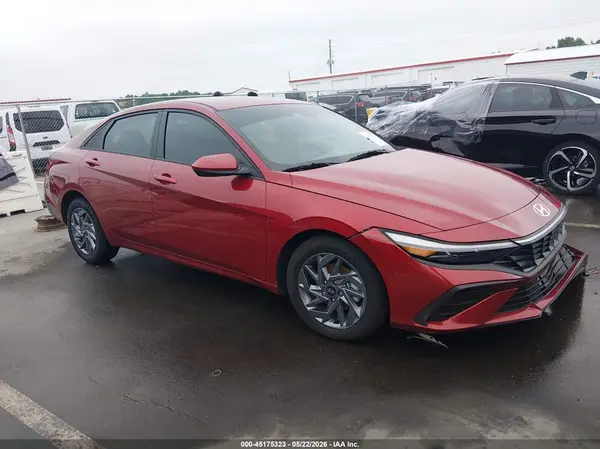 KMHLM4DJXRU104511 2024 HYUNDAI ELANTRA - Image 1