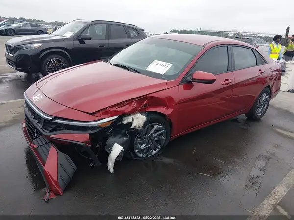 KMHLM4DJXRU104511 2024 HYUNDAI ELANTRA - Image 2