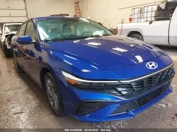 KMHLM4DJXRU106789 2024 HYUNDAI ELANTRA - Image 1
