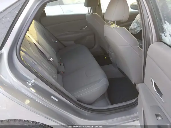 KMHLM4DJXRU109059 2024 HYUNDAI ELANTRA - Image 8