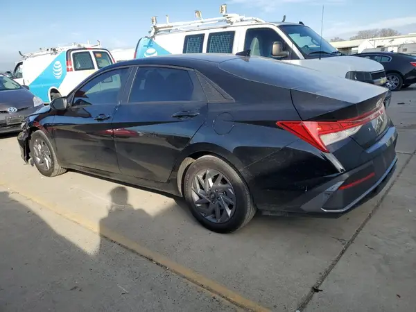 KMHLM4DJXRU113371 2024 HYUNDAI ELANTRA - Image 2