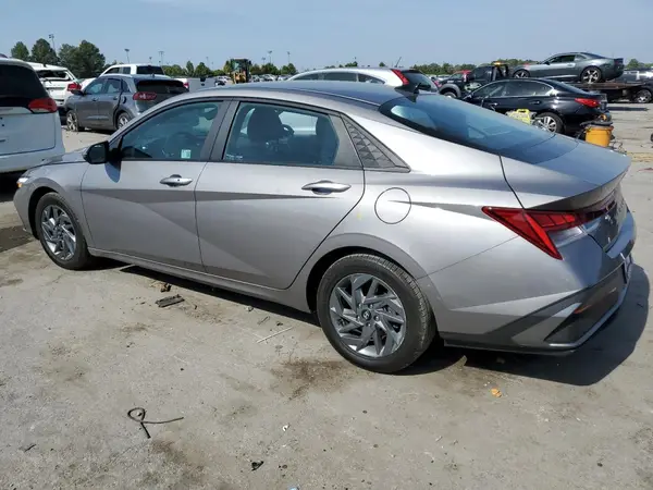 KMHLM4DJXRU116593 2024 HYUNDAI ELANTRA - Image 2