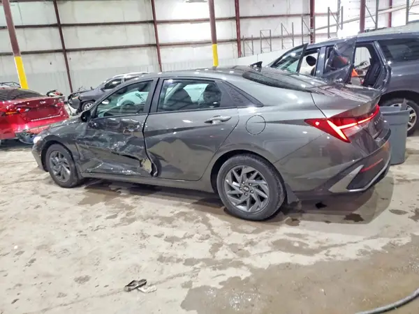 KMHLM4DJXRU116917 2024 HYUNDAI ELANTRA - Image 2