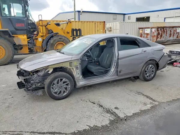 KMHLM4DJXRU118182 2024 HYUNDAI ELANTRA - Image 1