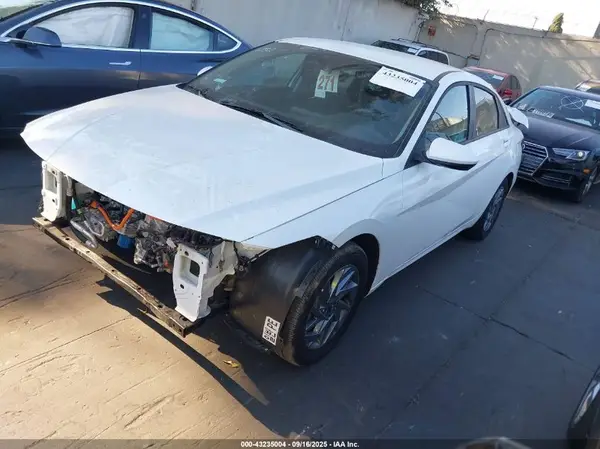 KMHLM4DJXSU140334 2025 HYUNDAI ELANTRA - Image 2