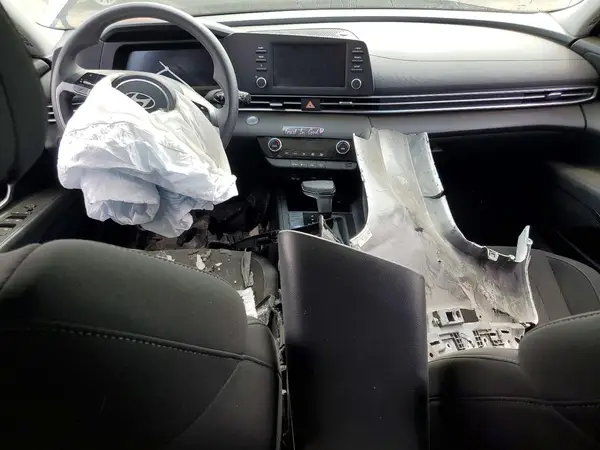 KMHLM4DJXSU142729 2025 HYUNDAI ELANTRA - Image 8