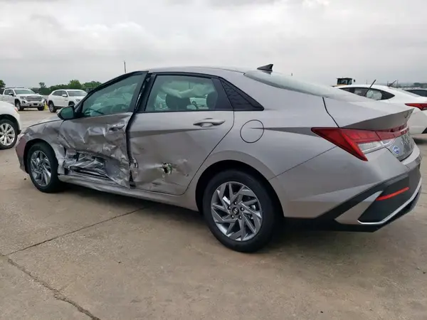 KMHLM4DJXSU143511 2025 HYUNDAI ELANTRA - Image 2