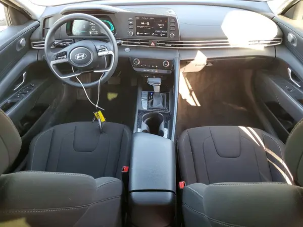 KMHLM4DJXSU150376 2025 HYUNDAI ELANTRA - Image 8
