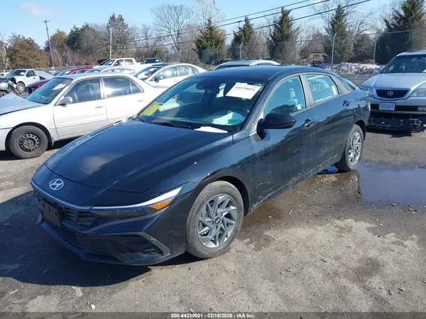 KMHLM4DJXSU155139 2025 HYUNDAI ELANTRA - Image 2