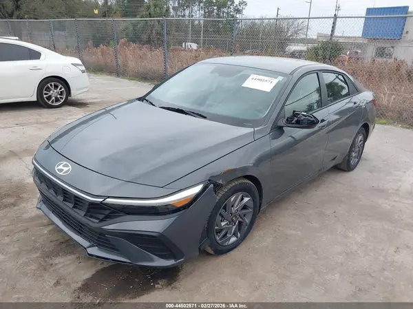 KMHLM4DJXSU157764 2025 HYUNDAI ELANTRA - Image 2